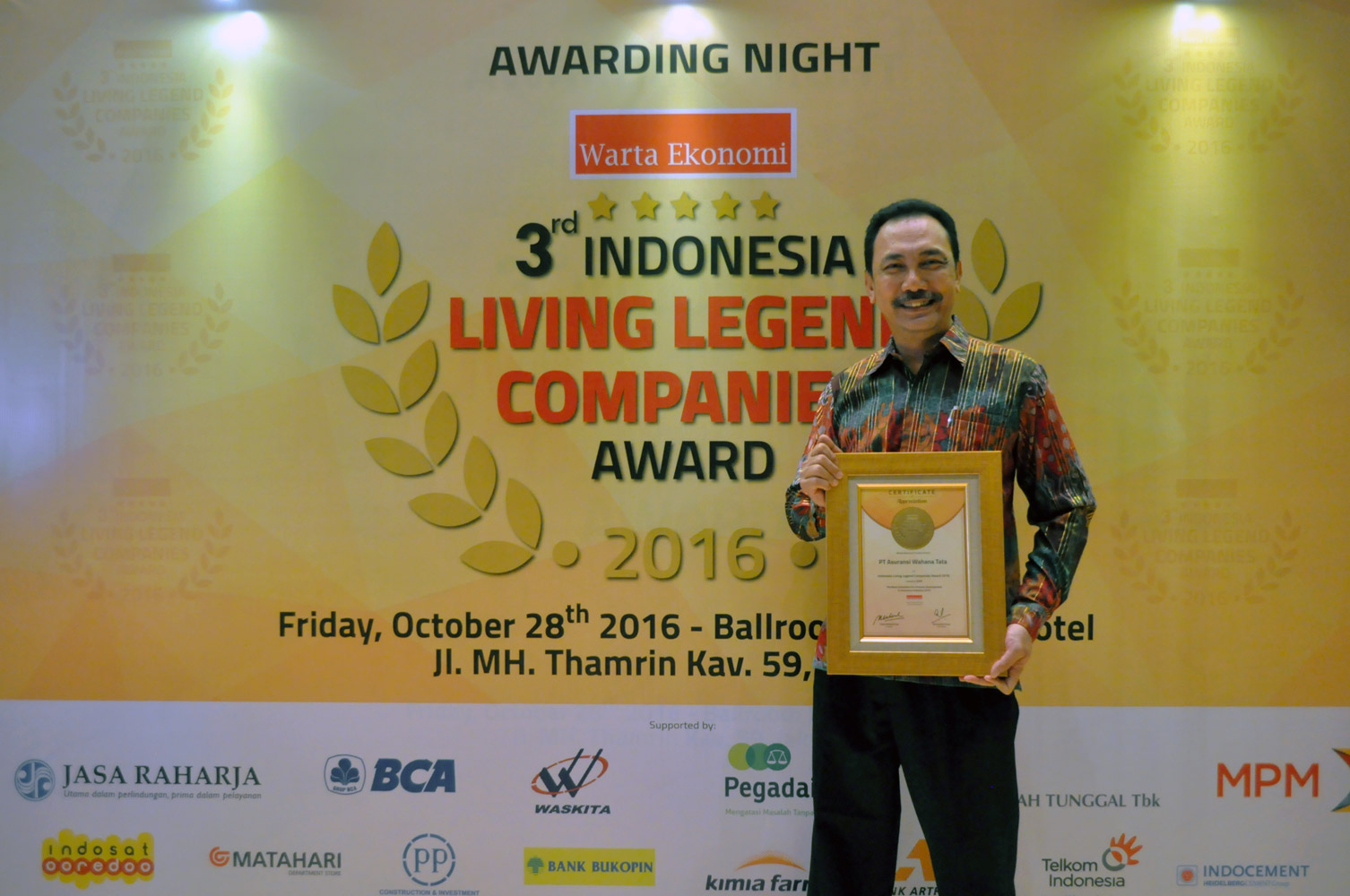 Aswata LivingLegendAward2016 2